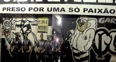 مقتل 8 من مشجعي كورينثيانز في إطلاق نار بالبرازيل 